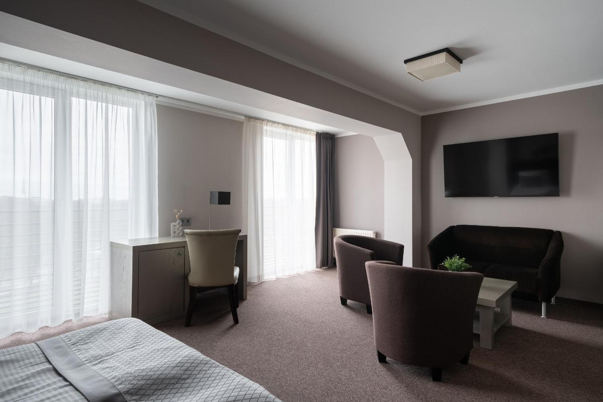 Bellevue Park Hotel Riga With Free Parking Exterior foto
